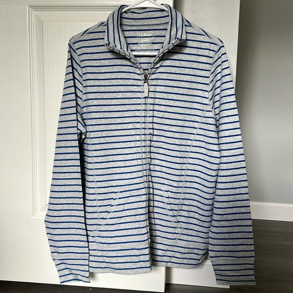 L.L. Bean Tops - L.L Bean zip up sweatshirt